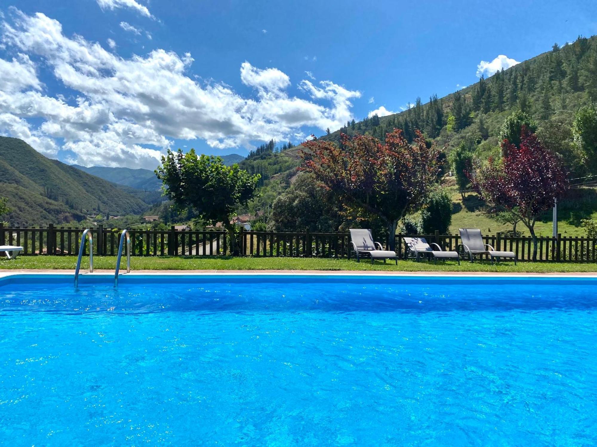 Apartamentos Calm & Nature - Adults Only Cabezon de Liebana Luaran gambar